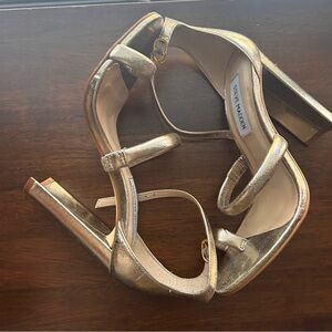 Steve Madden Metallic Gold Heels